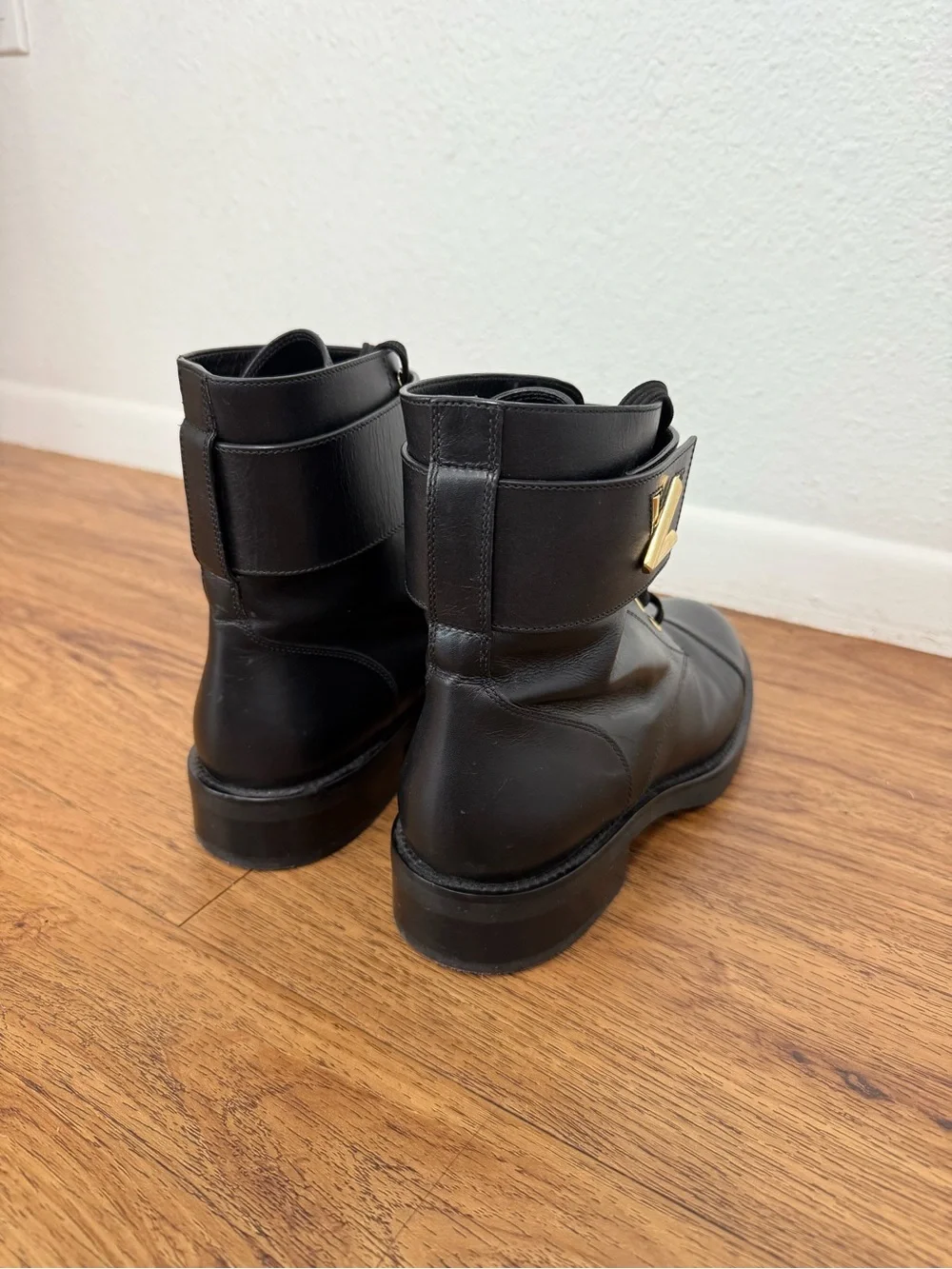 Louis Vuitton Wonderland Flat Ranger Black Leather Combat Boots EU 38 / US 8